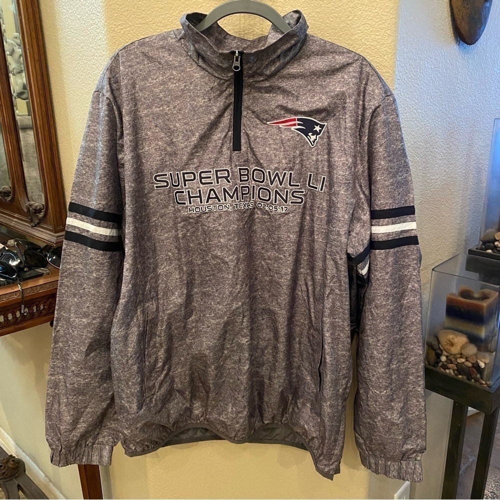 NWT~NFL Men Super Bowl LI Champions Houston,Texas 2017 Embroidery Windbreaker XL